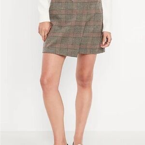 Old Navy Gray Plaid Mini Skirt